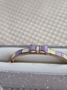 Childrens Gold Tone Bow Bangled Braclet By Lily Nily